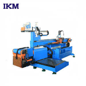 Macchina piegatubi per tubi CNC bidirezionale
